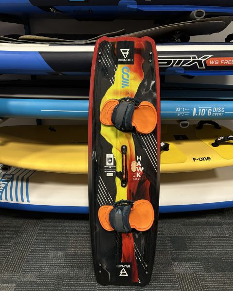 Hawk Carbon 137x41 .